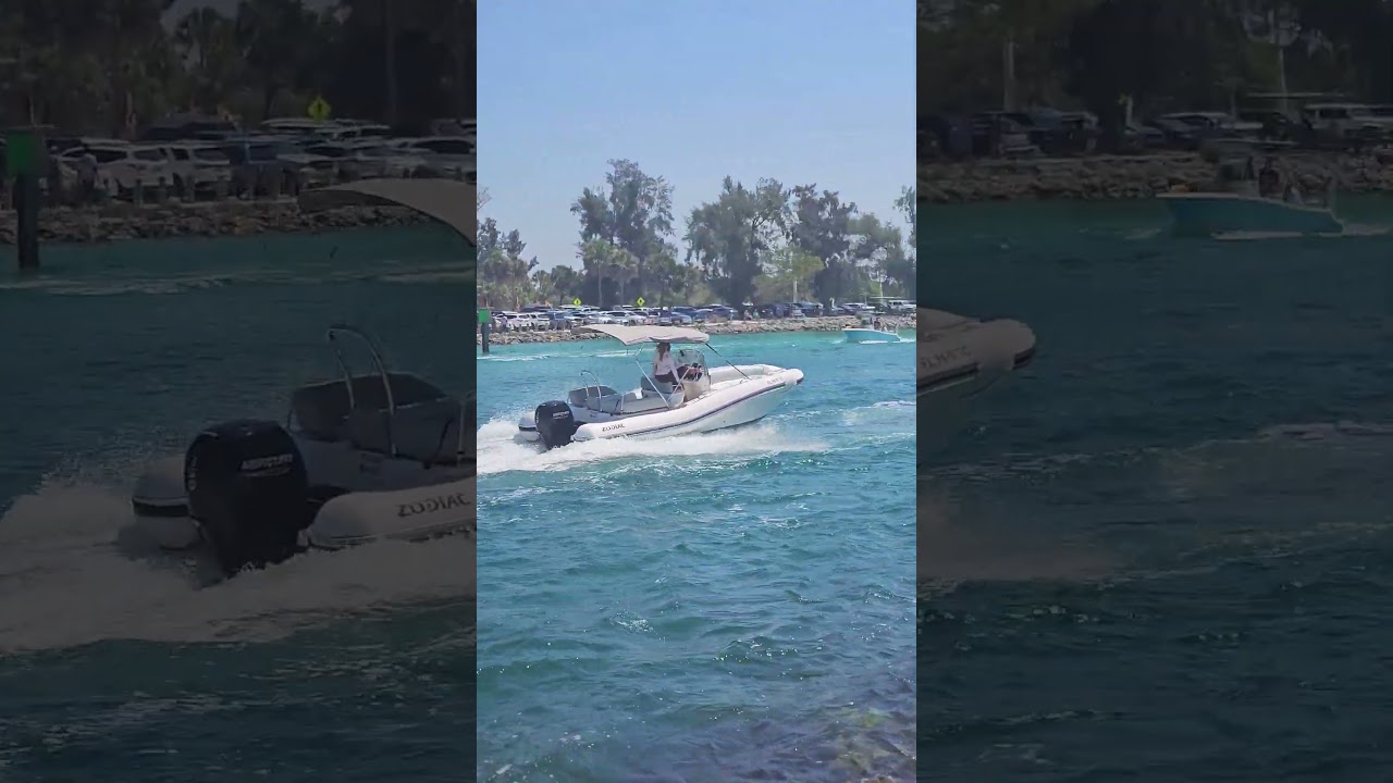 Speed Boat Cruising in the Venice Florida Jetty #SpeedBoat #BoatingAdventure #VeniceFlorida