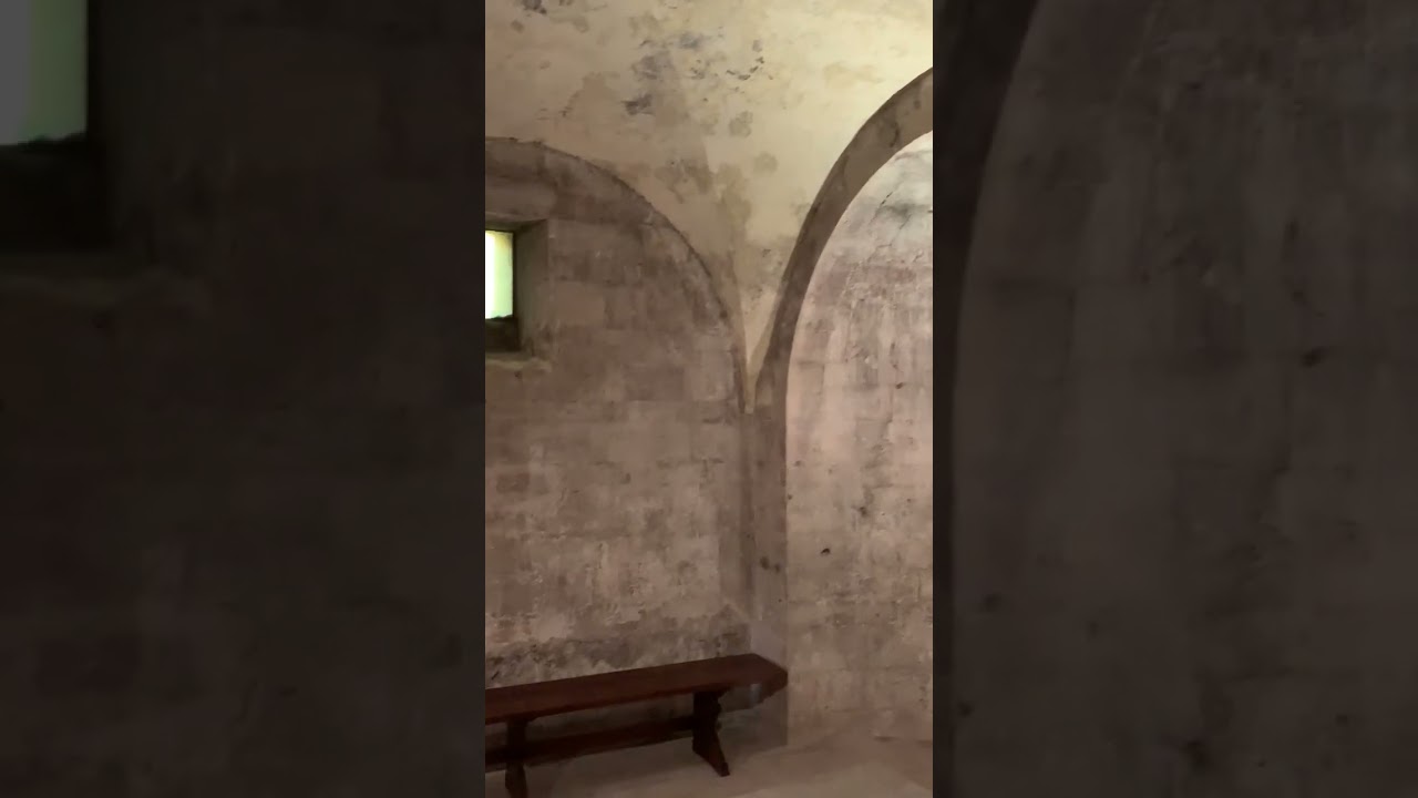 Sant'Anatolia di Narco (PG) - Abbazia di San Felice - La cripta.