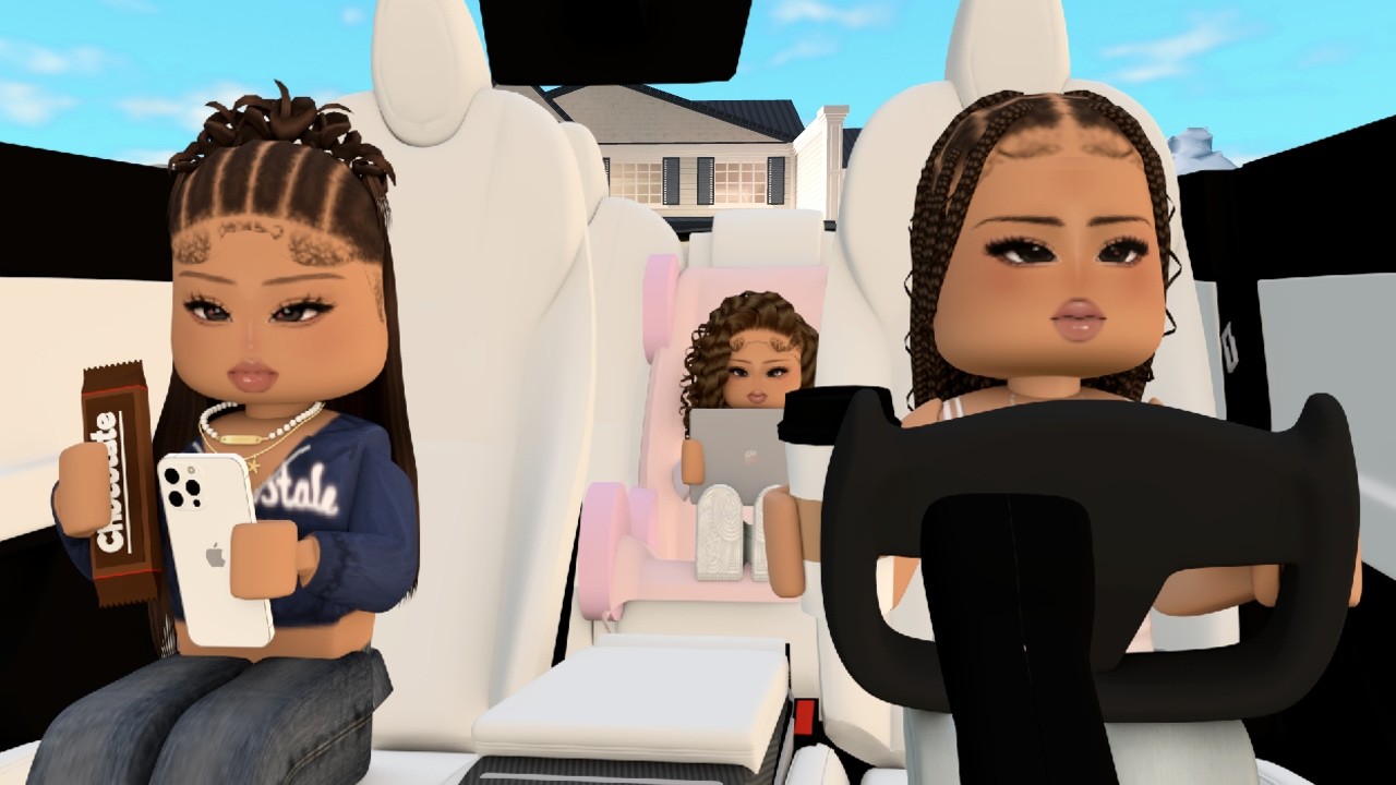 Moving TO A MANSION! *BIG POOL.. FAMILY DRAMA & MORE!*☀️Voiced Roblox Bloxburg RP