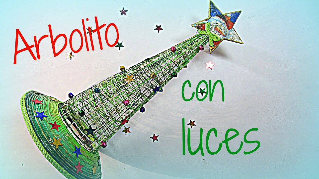 Manualidades de Navidad: Arbol con luces. Tree with lights.