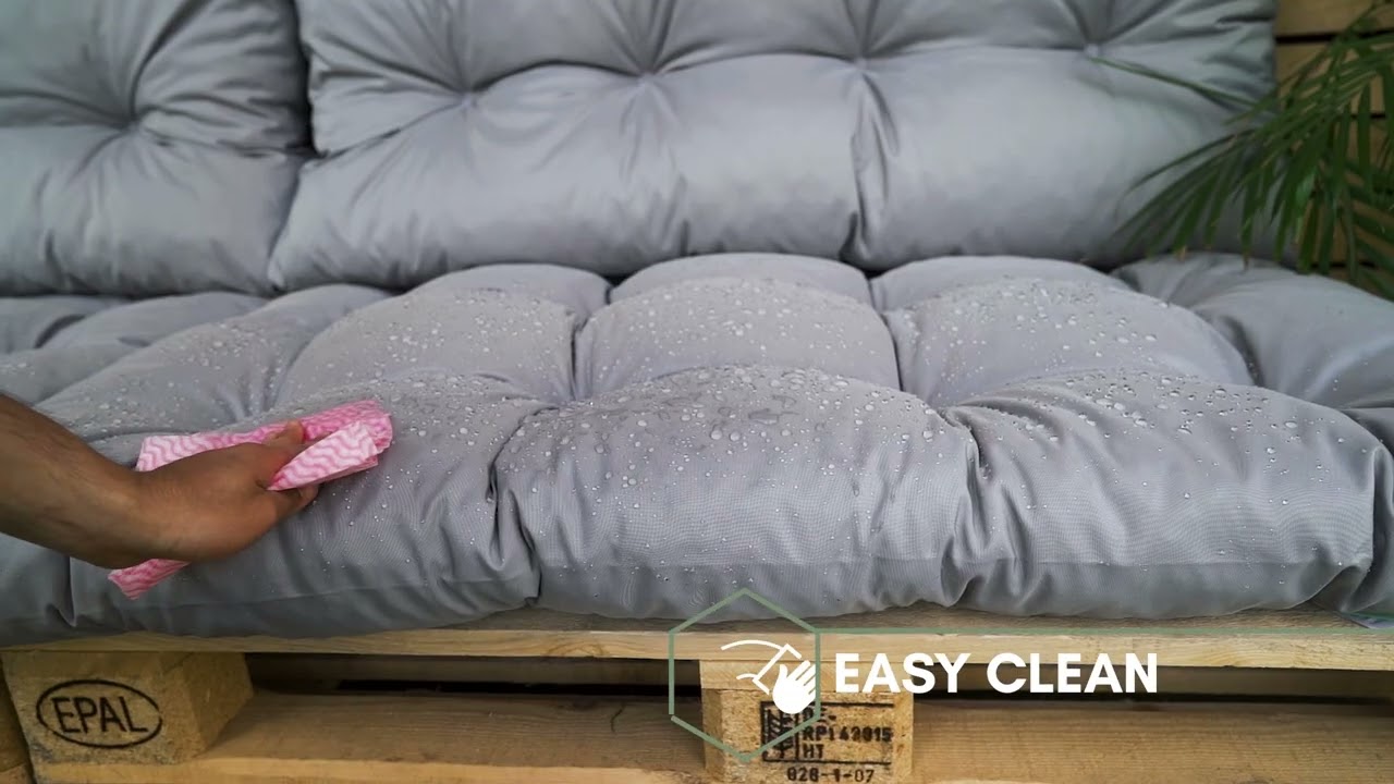 Gardenista - Outdoor Tufted Cushions for Pallet Furniture TC PLT KIT
