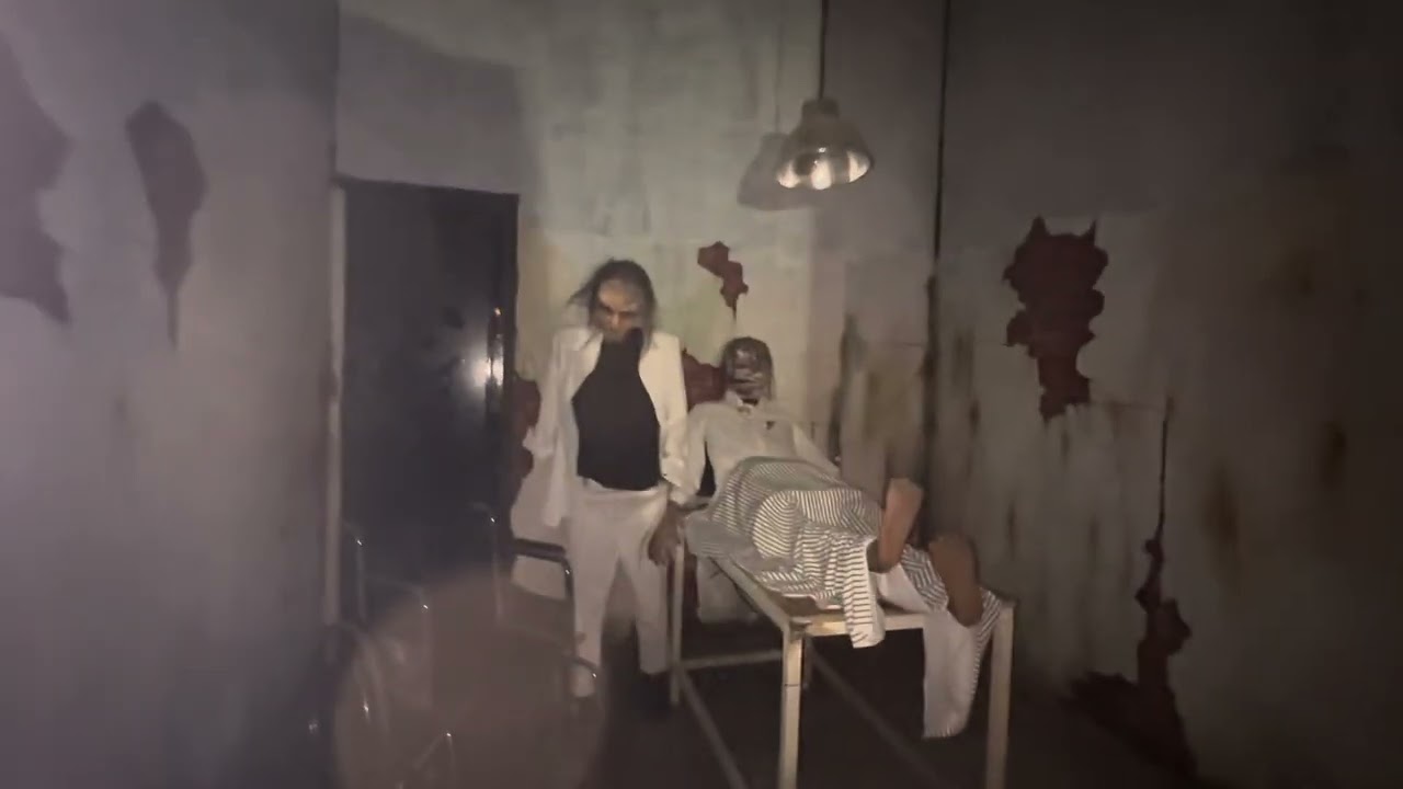 RUMAH HANTU 