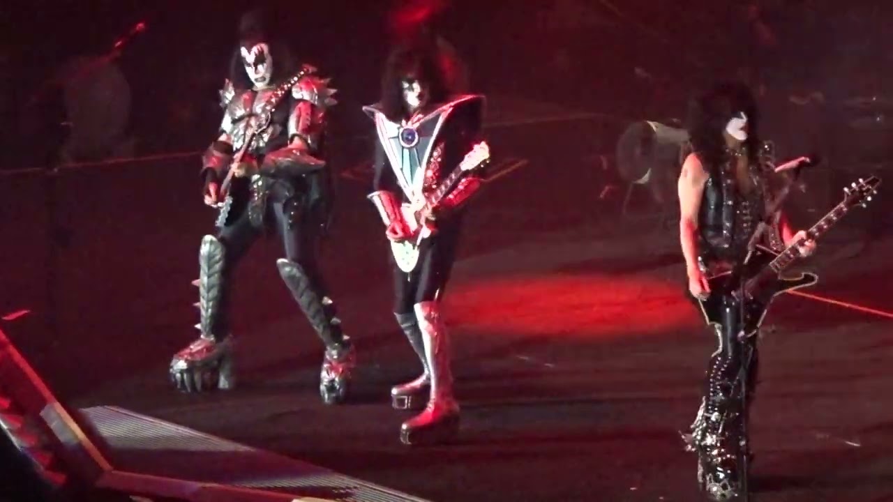 Kiss - Detroit Rock City/Shout It Out Loud - Live @ Ice Hall - Helsinki, Finland - June 20, 2022