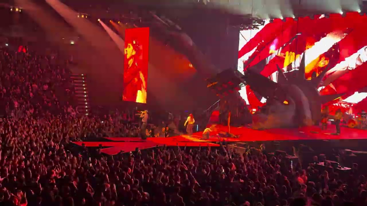 MGK - Vampire diaries live in Prague 2026