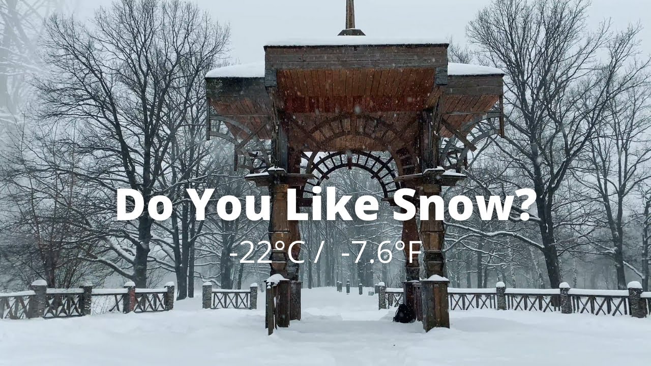 Snowstorm at Moscow - Winter in Russia - Relaxing Snowfall Video