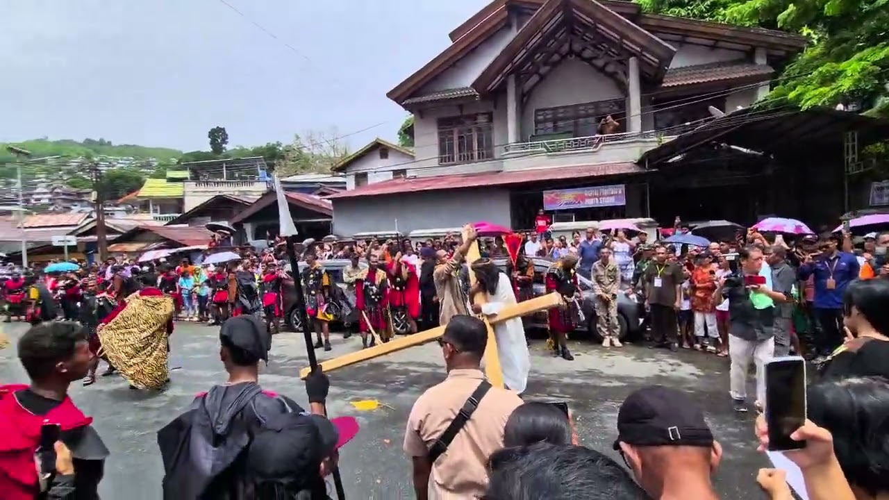 Cuplikan jalan salib oikumene Ambon 