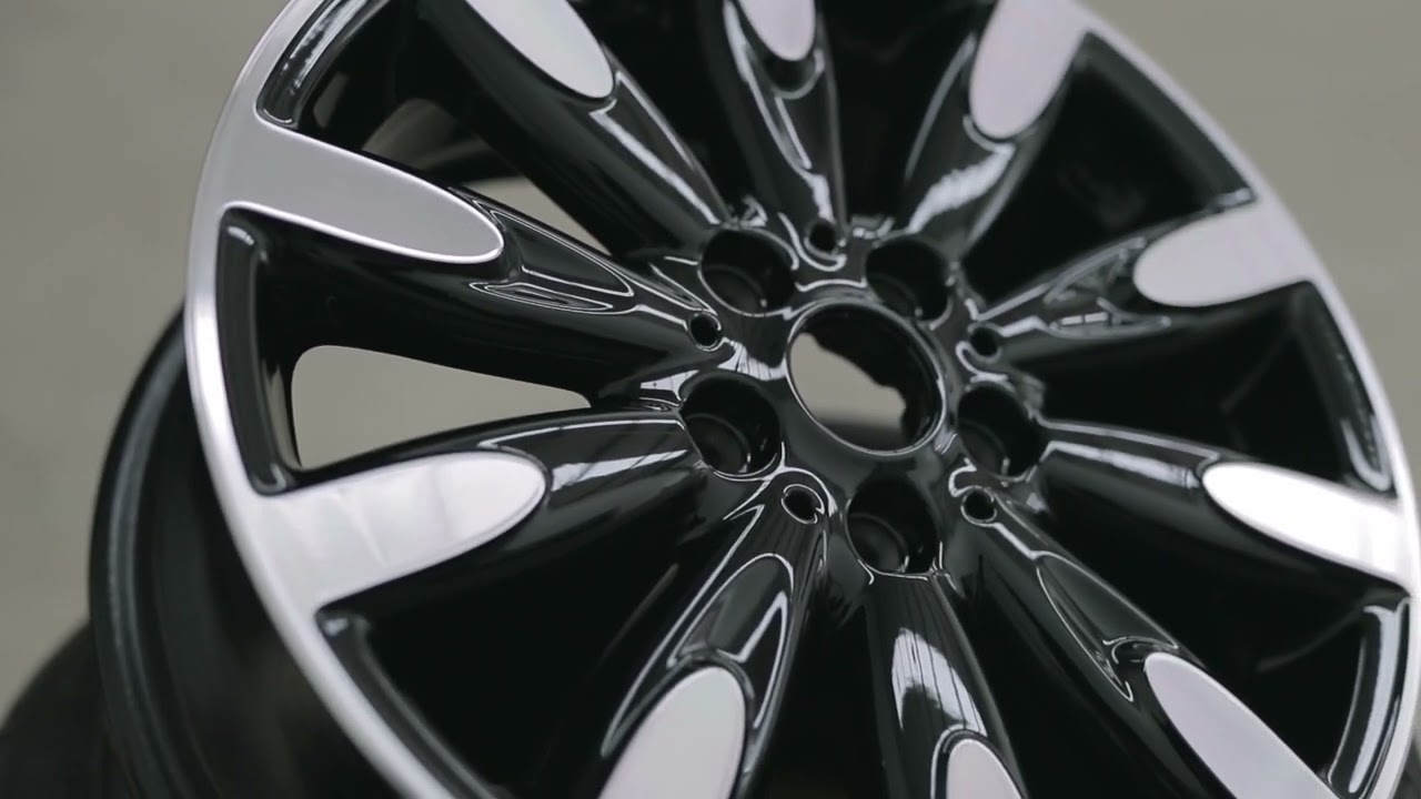 What's the difference between Diamond Cut & Painted Wheels?