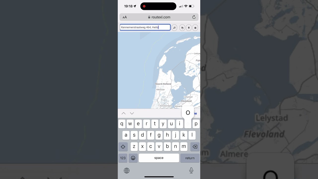 Free multi stop route planning on iPhone 15