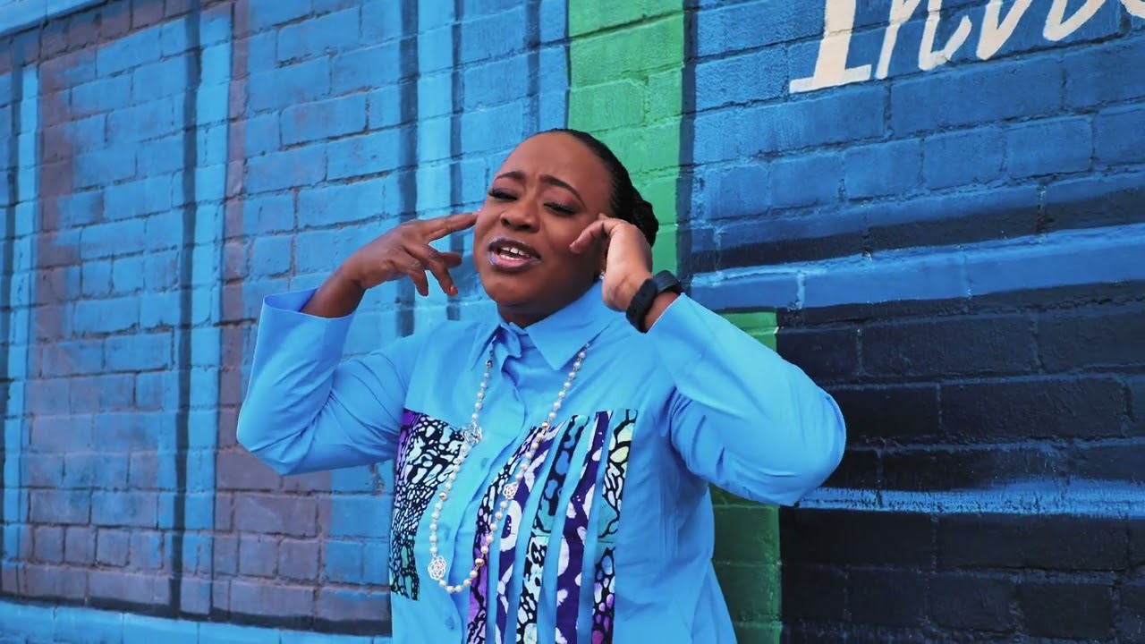 Ibitayo Jeje - FOLLOW FOLLOW (Official Video)