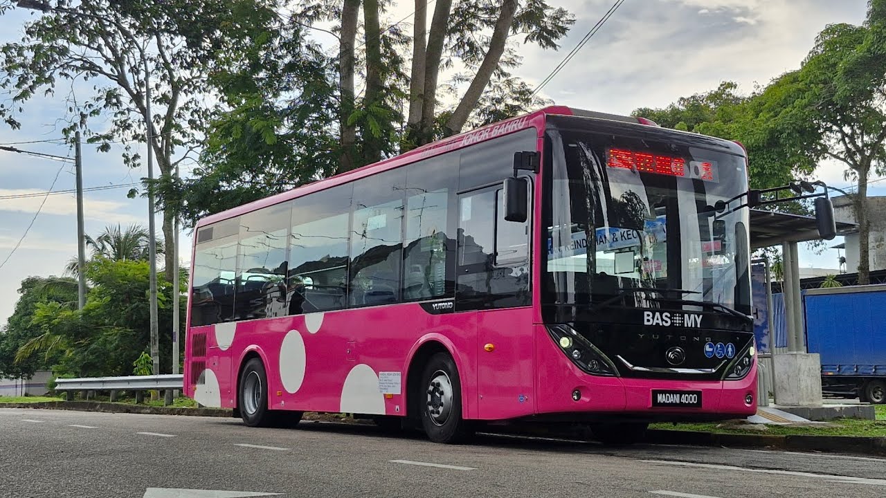 BAS MY JB x Causeway Link - Yutong ZK6890HG (MADANI 4000) on Feeder route J300