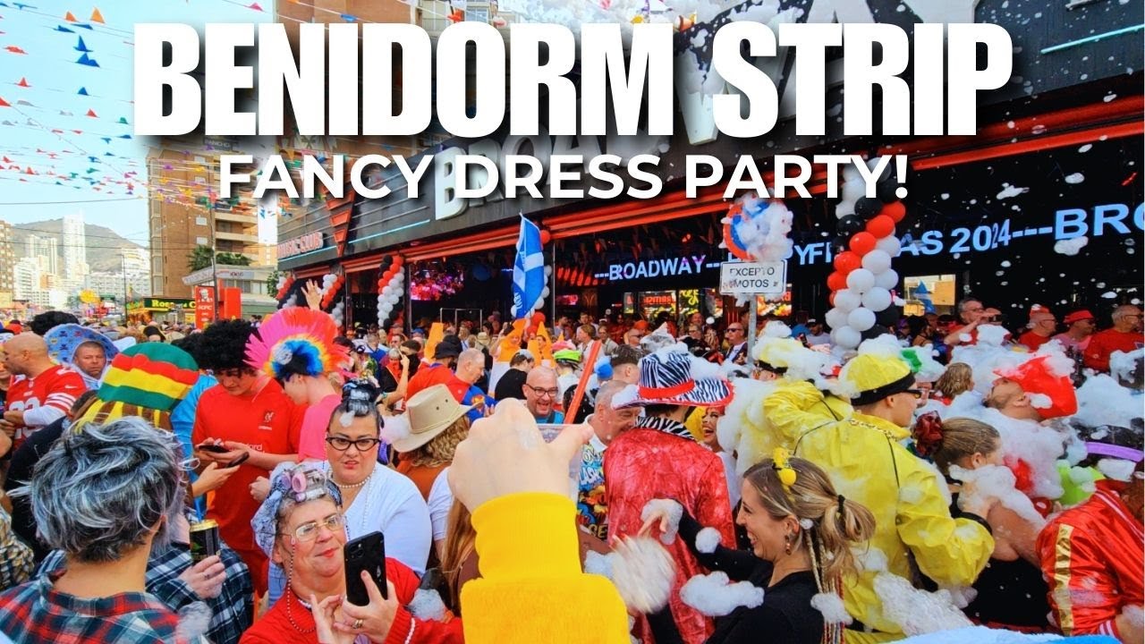Benidorm Fancy Dress CRAZY Party Vibes! - Amazing costumes