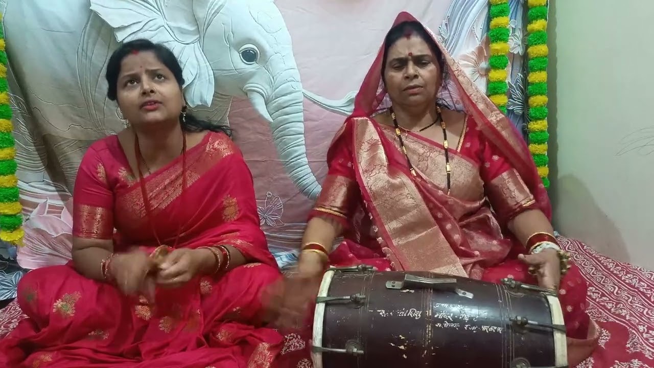 🌸 झूला झूलन आयी हो जगदंबा भवानी | Maa Durga Bhajan 2025 | Navratri Special Song गीता सोनी