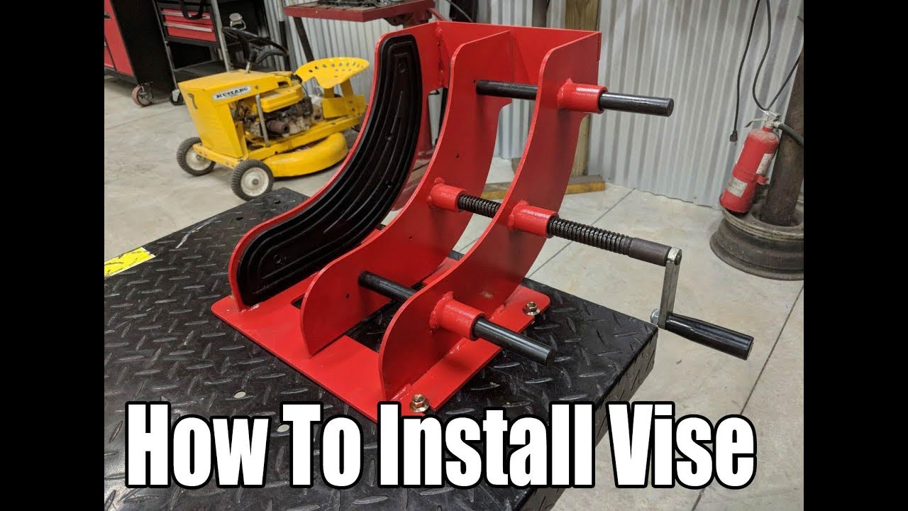 Redline Industrial Motorcycle Wheel Vise Install & Test