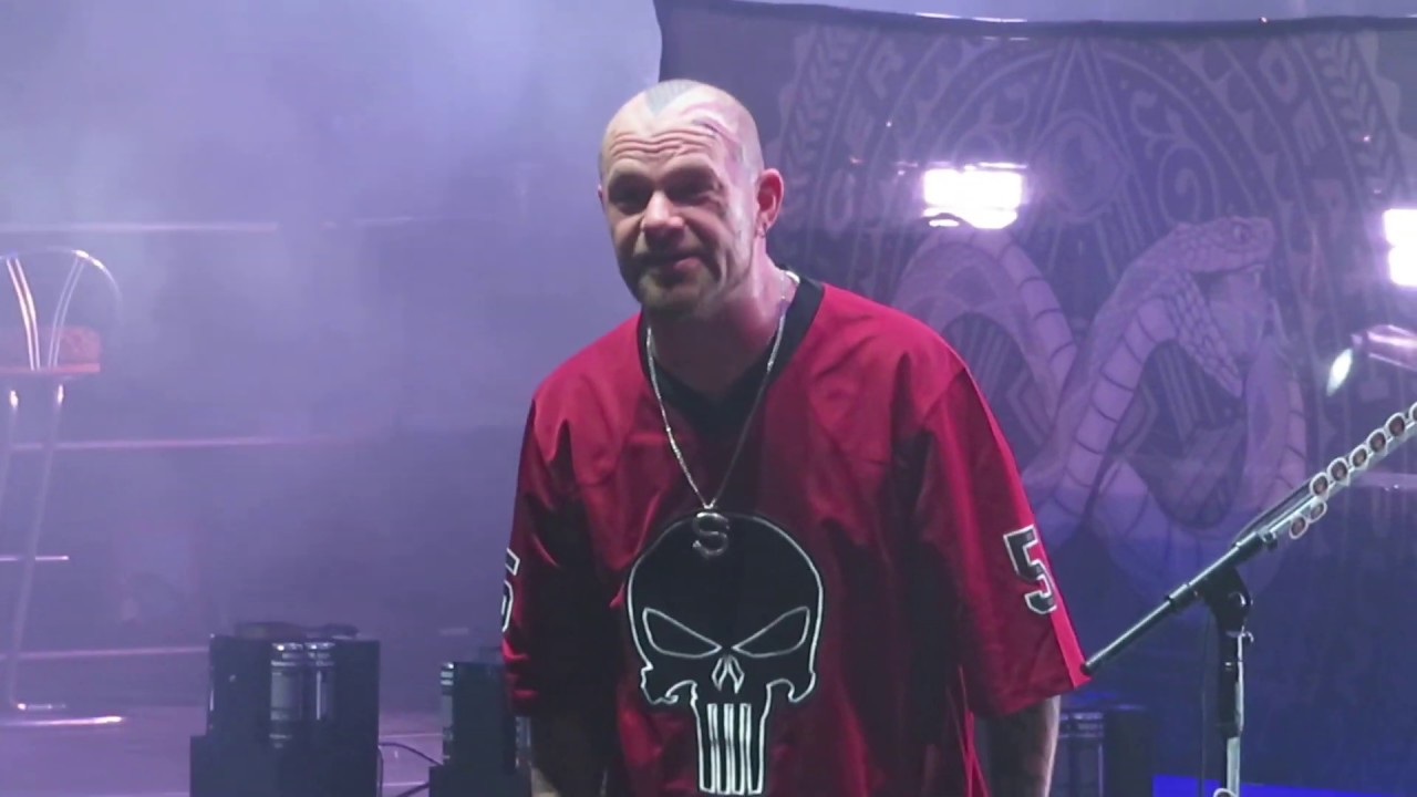 Ivan Moody - Talks sobriety and sings Happy Birthday @  Memorial Coliseum 12/9/19 Fort Wayne, IN