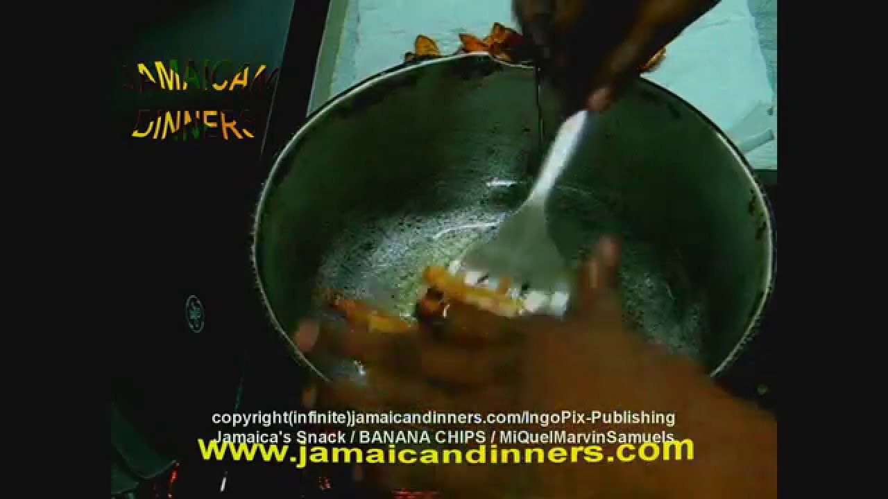 BANANA CHIPS learn how make this snack at home