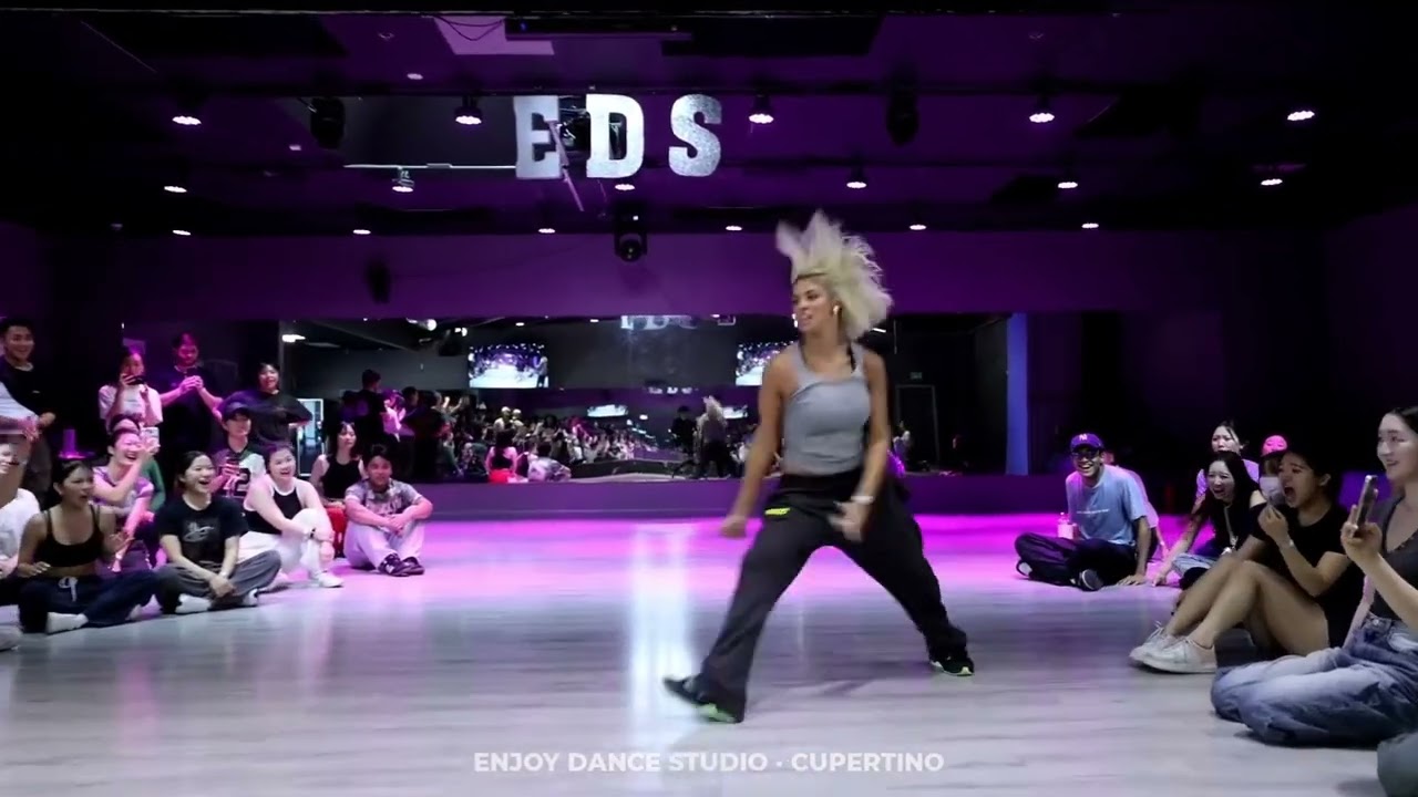 Kirsten Dodgen Dance Workshop at EDS 2024 - Gal A Bubble (Konshens) Class 1