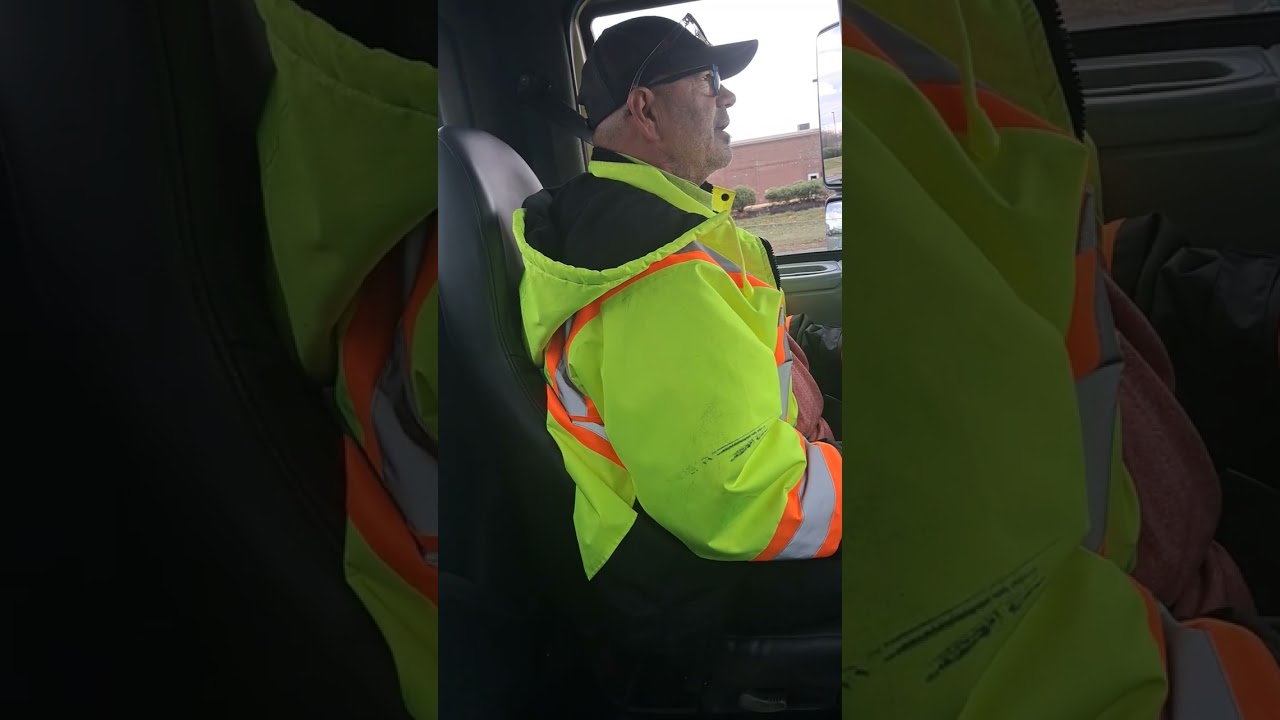 CDL  class A training. Shifting gears, air brakes, stop & start 