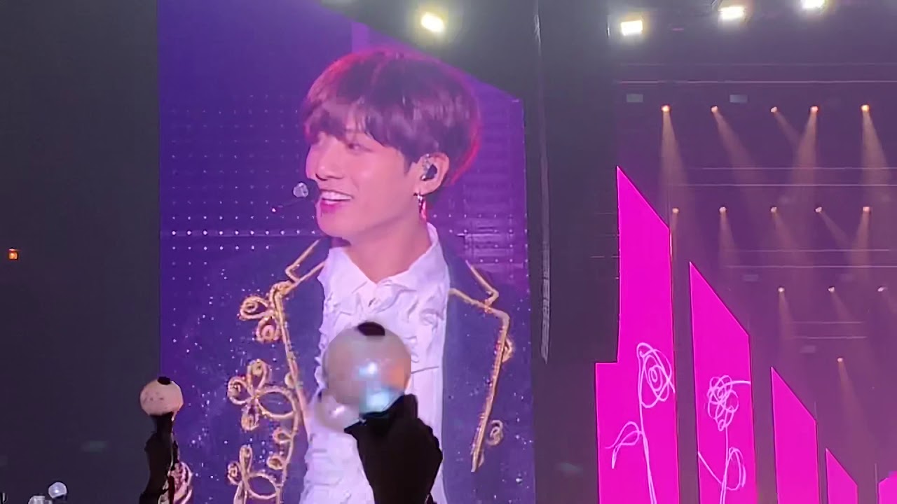 BTS Love Yourself Tour CHICAGO 10/02/18