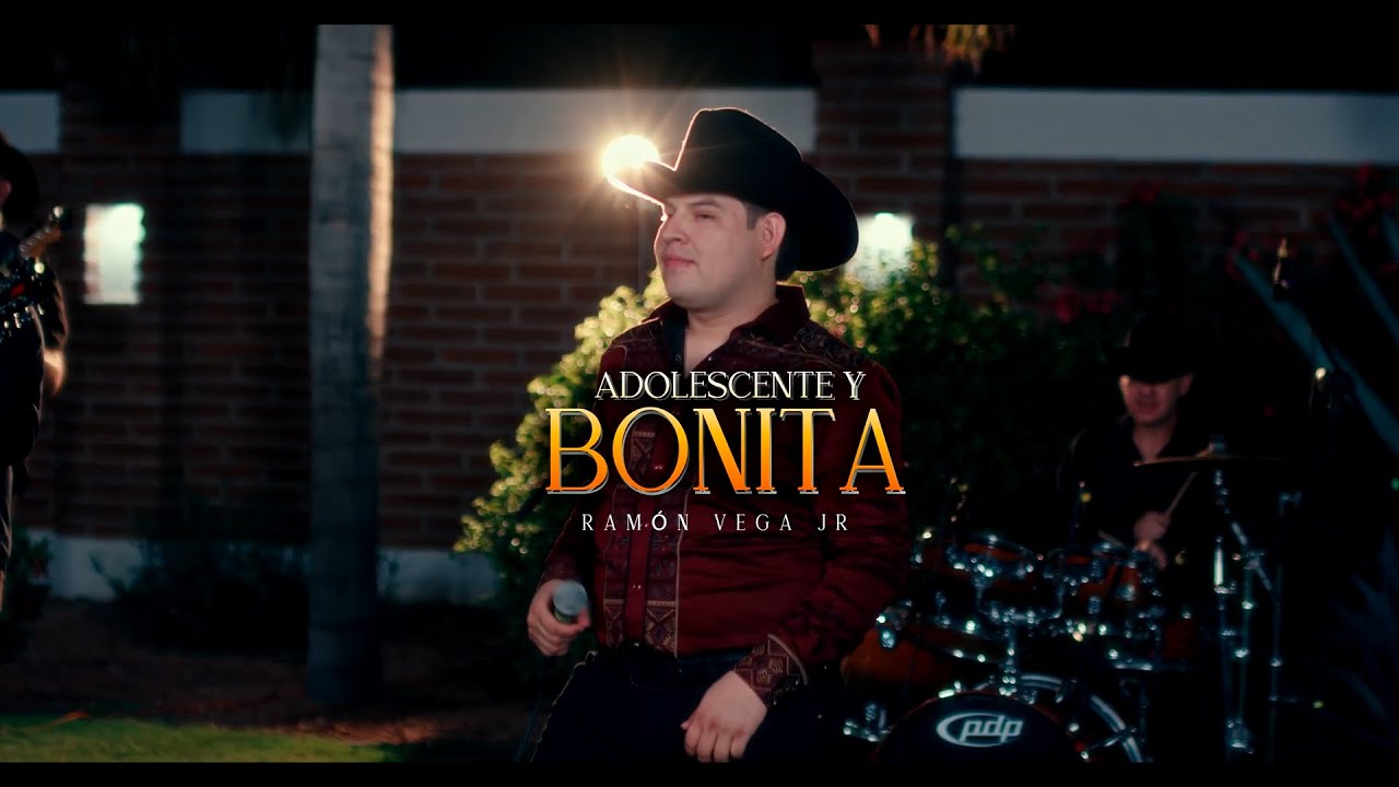 Ramón Vega Jr – Adolescente y Bonita (En Vivo)
