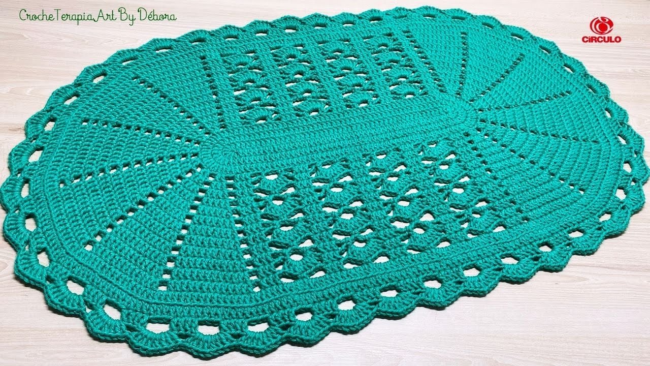 Tapete Oval em Tiffany em Crochê
