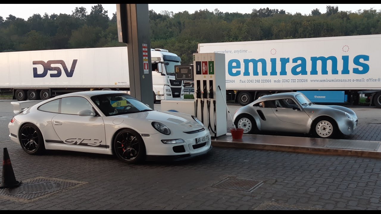 Cristalia Pegas Ardo and Porsche GT3.