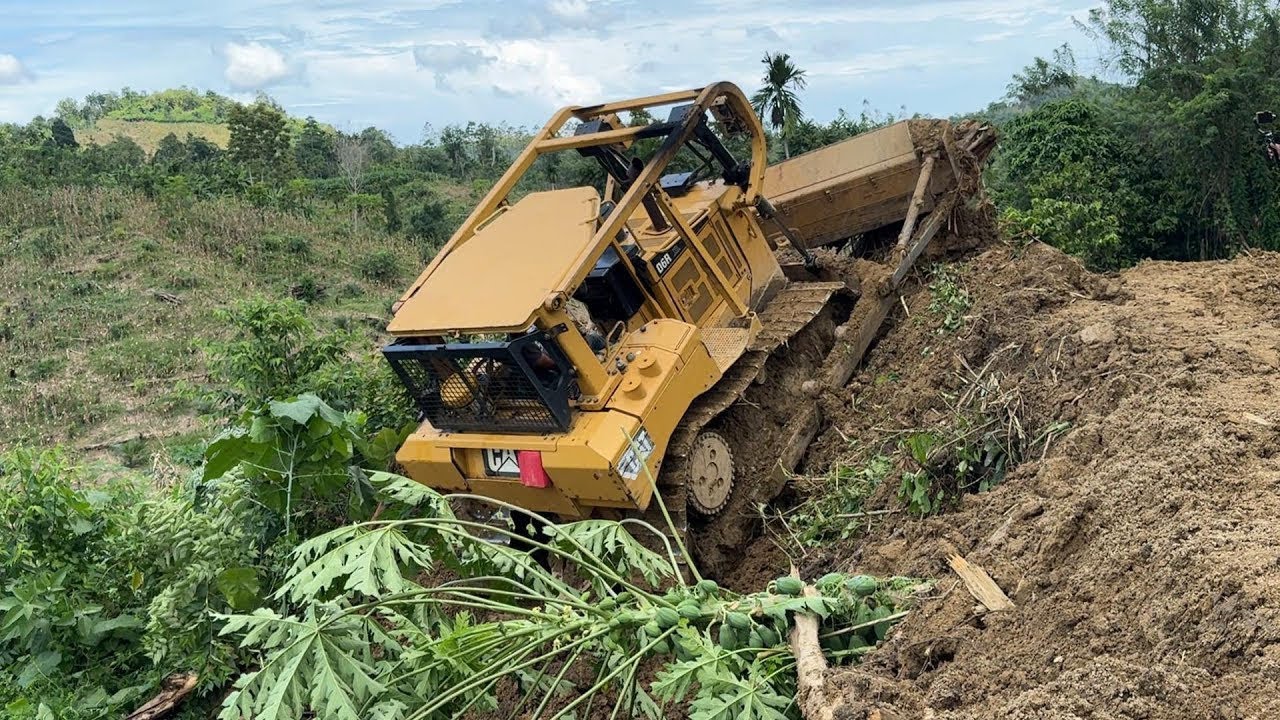 Extreme Bulldozer Skill! CAT D6R XL Creating Palm Terraces at Cliff Gorge