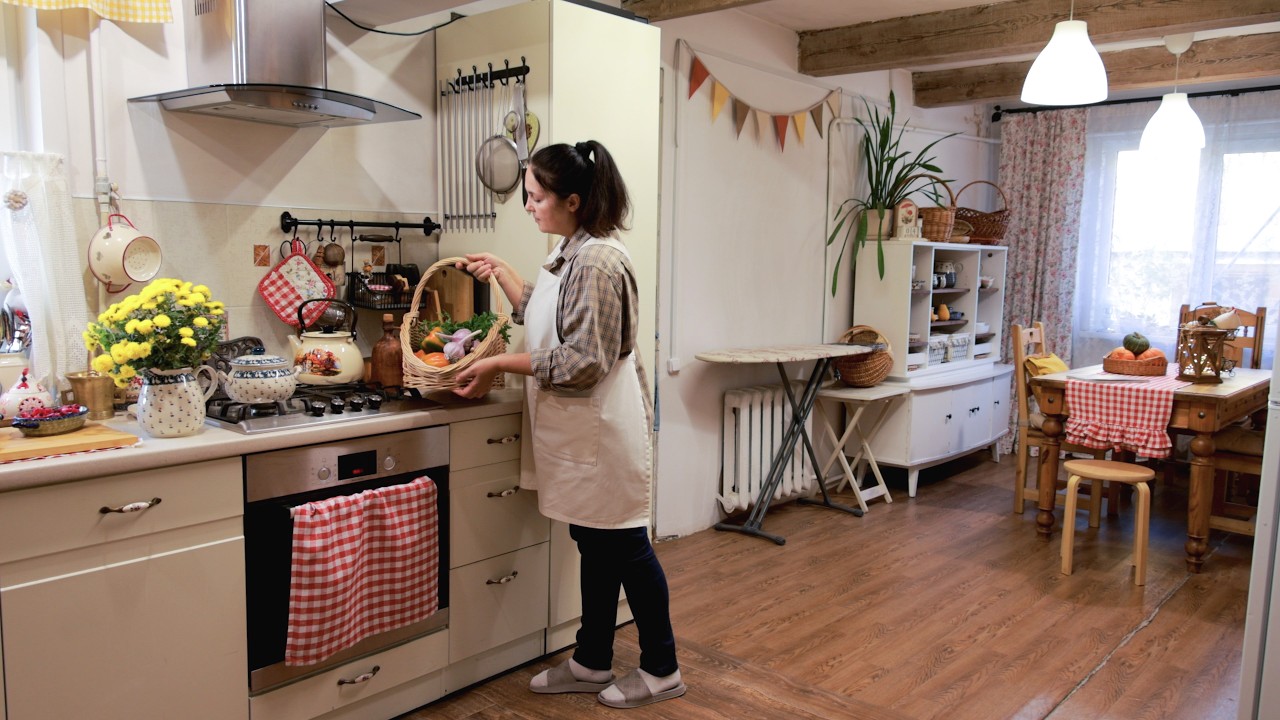 Little joys of Slow Living. Cooking with seasonal vegetables. First Christmas decor