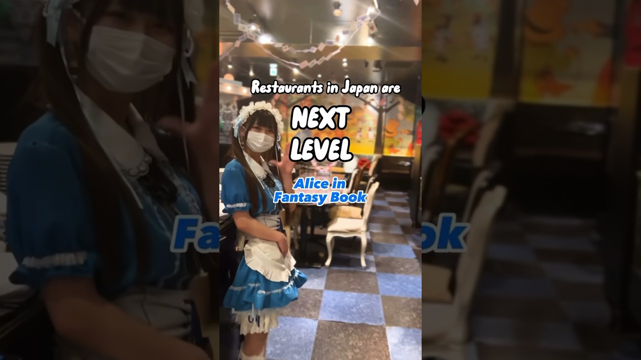 Alice in Fantasy Book theme cafe in Shinjuku