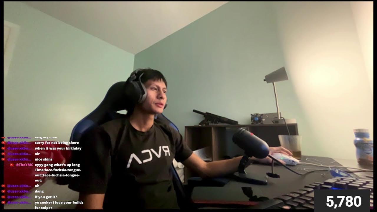 Blood strike gamer man  gaming