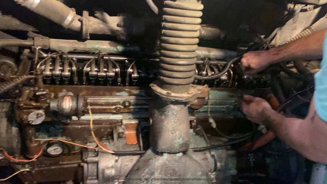 Working on a detroit diesel 671. Diagnostic and repairs