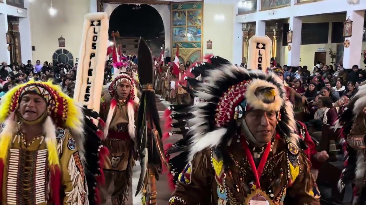 Presentación en la Iglesia del Señor de la Soledad de Huaraz 2025 - Pieles Rojas de Paramonga