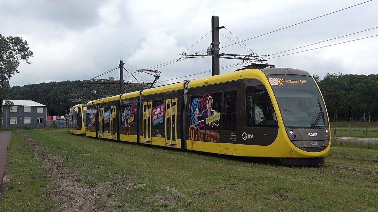 Trams in proefbedrijf op de Uithoflijn in Utrecht