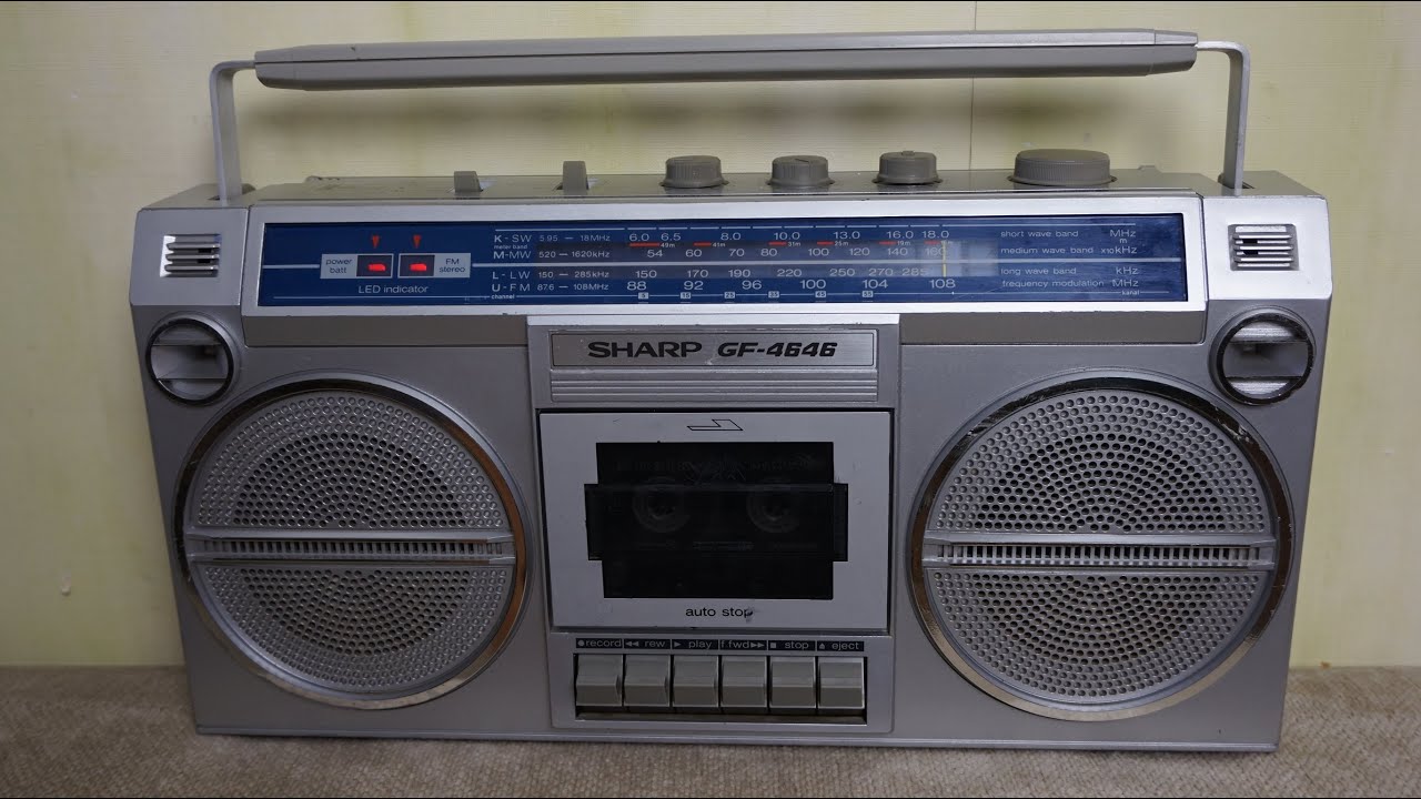 Sharp GF-4646H. Тот случай, когда простота конструкции вовсе не означает простоту ее ремонта