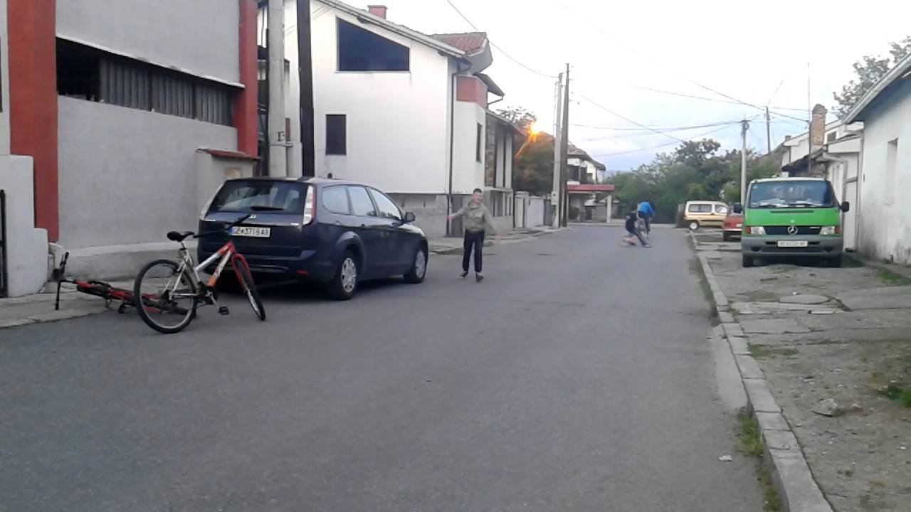 *R A C E #1*Koj e podobar?!?Trkanje so tocak