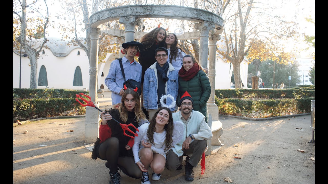 Regala Bastons! - Monis Bastoners de terrassa