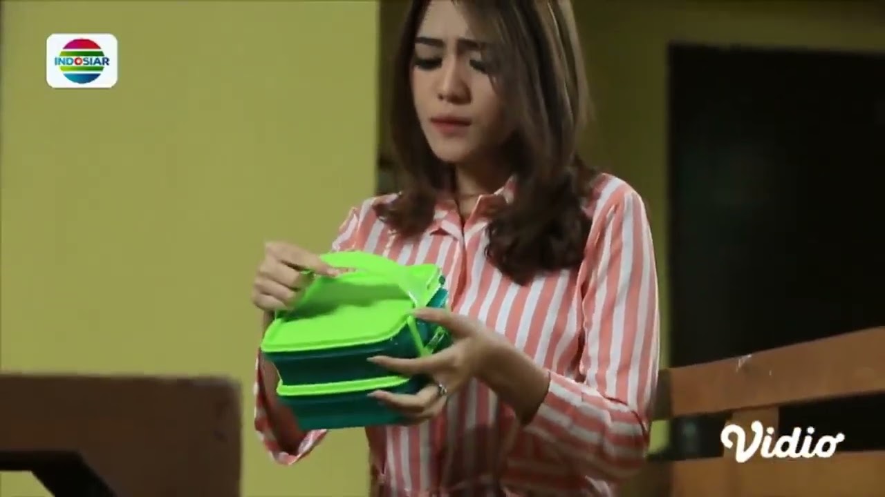 Orang Keji Yang Menzalimi Anak Yatim Makamnya Tersambar Petir dan Terbelah | AZAB