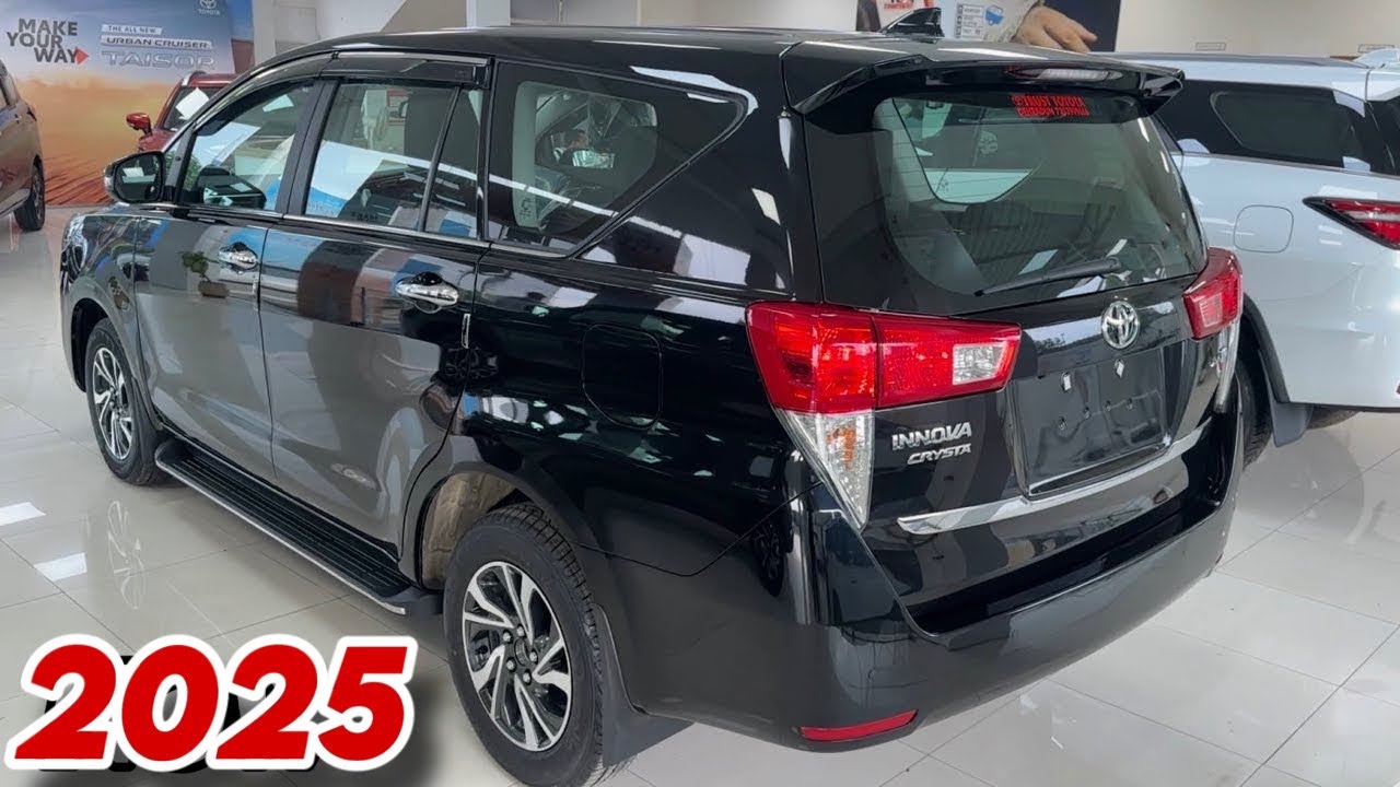 TOYOTA INNOVA 2025 Updated New Model Black Colour || Innova 2025 Top Model Review