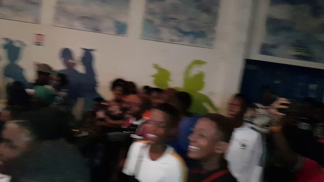 Babloo platunumz_ live performance ( MHONDARI ) sada ville
