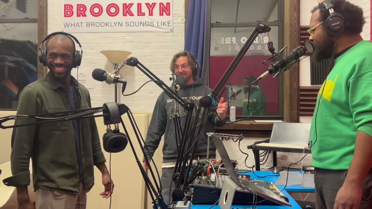 RJ Williams does love to play. #nosuggestionpod
