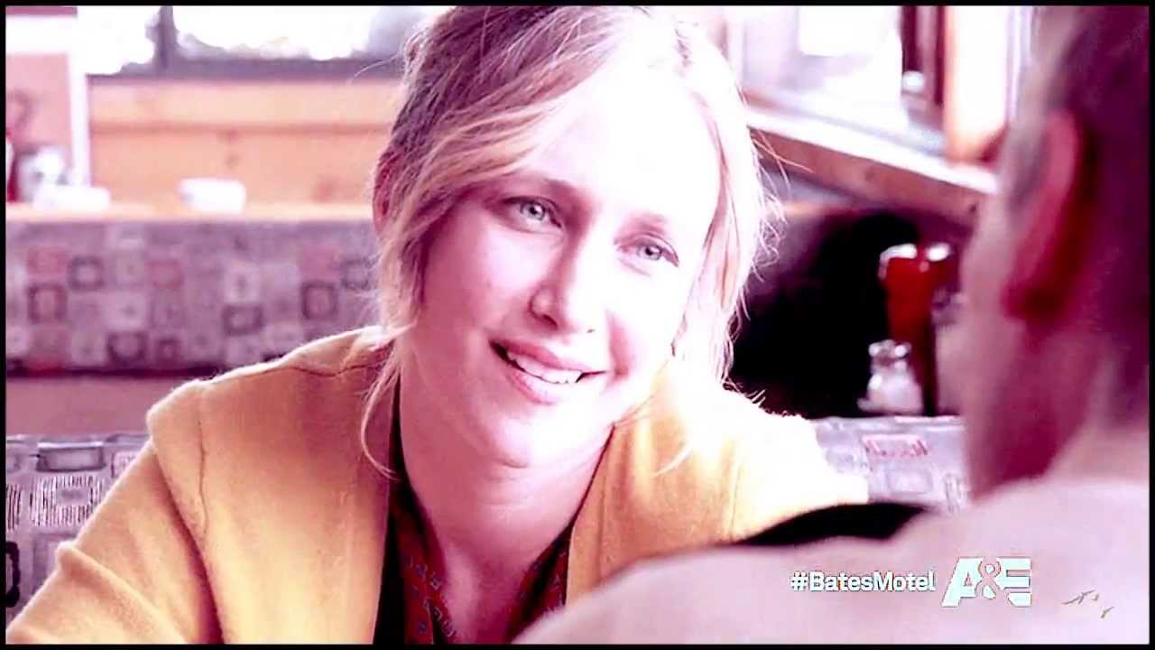Norma & Shelby || Into the Dark [Bates Motel]
