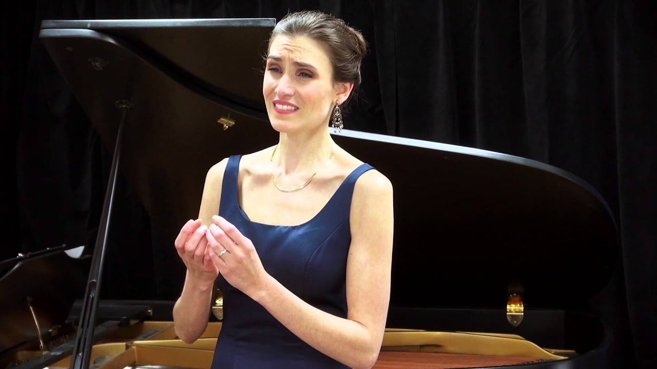Ellen Wieser, Soprano - Hahn : Si mes vers avaient des ailes