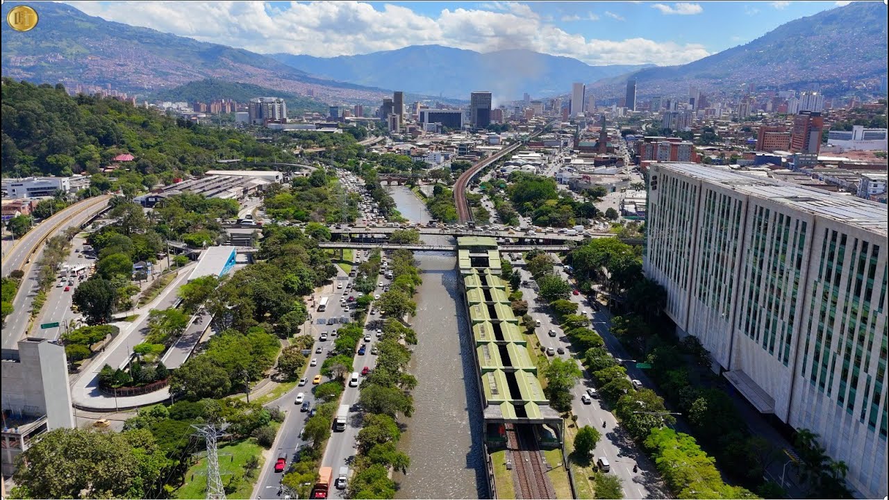 Medellín, Ciudad de la  Eterna Primavera, Antioquia, Colombia, Julio 2024