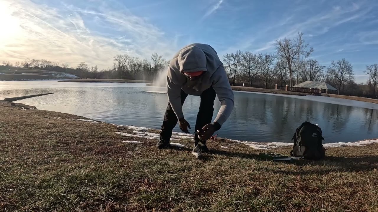 38 degrees snow ❄️ still here i couldn’t wait anymore new pole combo 
