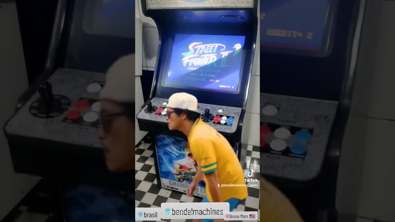#arcade Eletromatic anos 90 tema do #streetfighter II' CE #bendelmachines