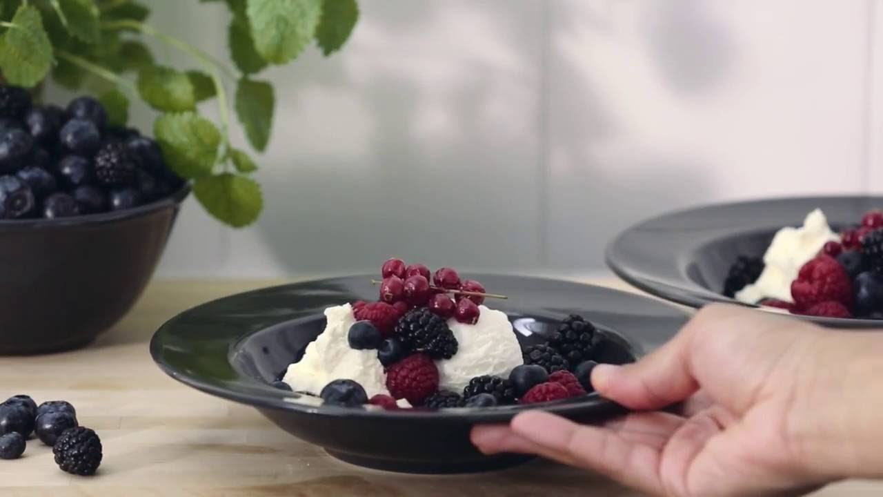 IKEA Rezept: Einfaches Beerenbaiser