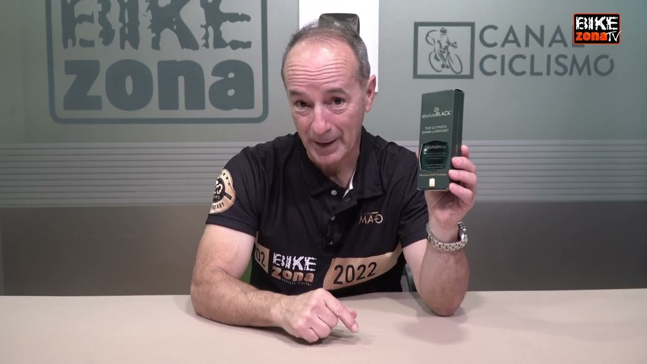 GRAPHENlube de Absolute Black. El lubricante definitivo para cadenas | UHD 4K