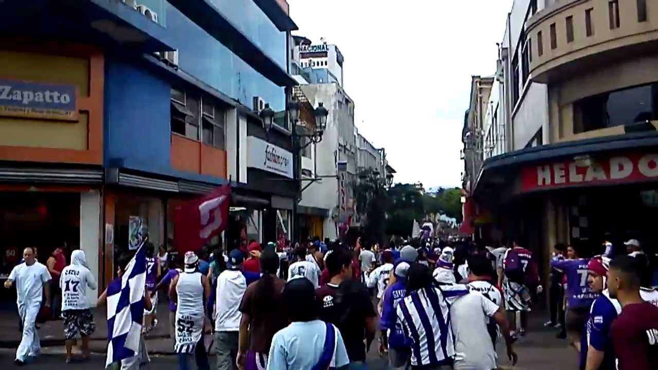 Ultra Morada Carnaval en chepe centro, Saprissa vs San Carlos  3/25/2012
