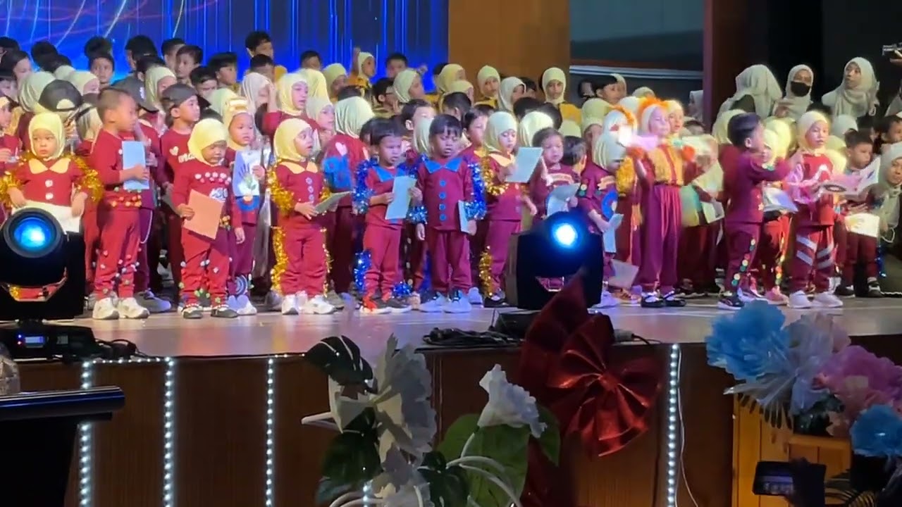 the finale.. group of brainy bunch kids.. year end concert 2025.