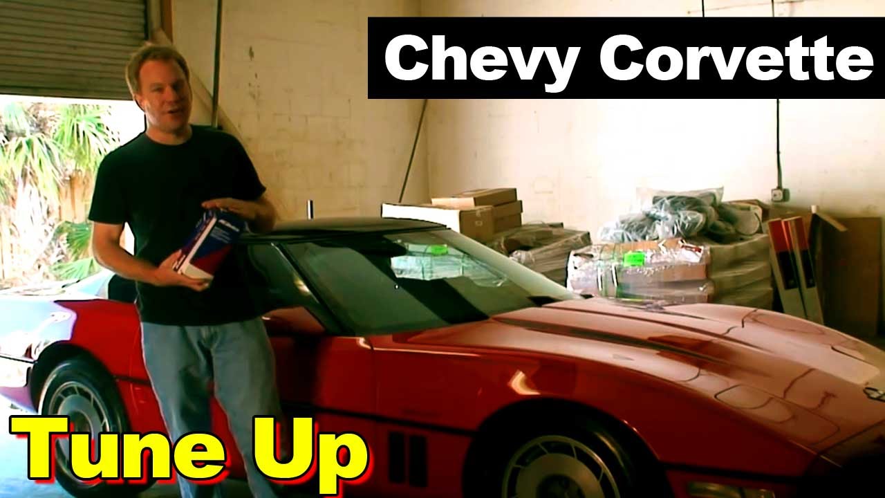 Техническое обслуживание Chevrolet Corvette 1987 года.