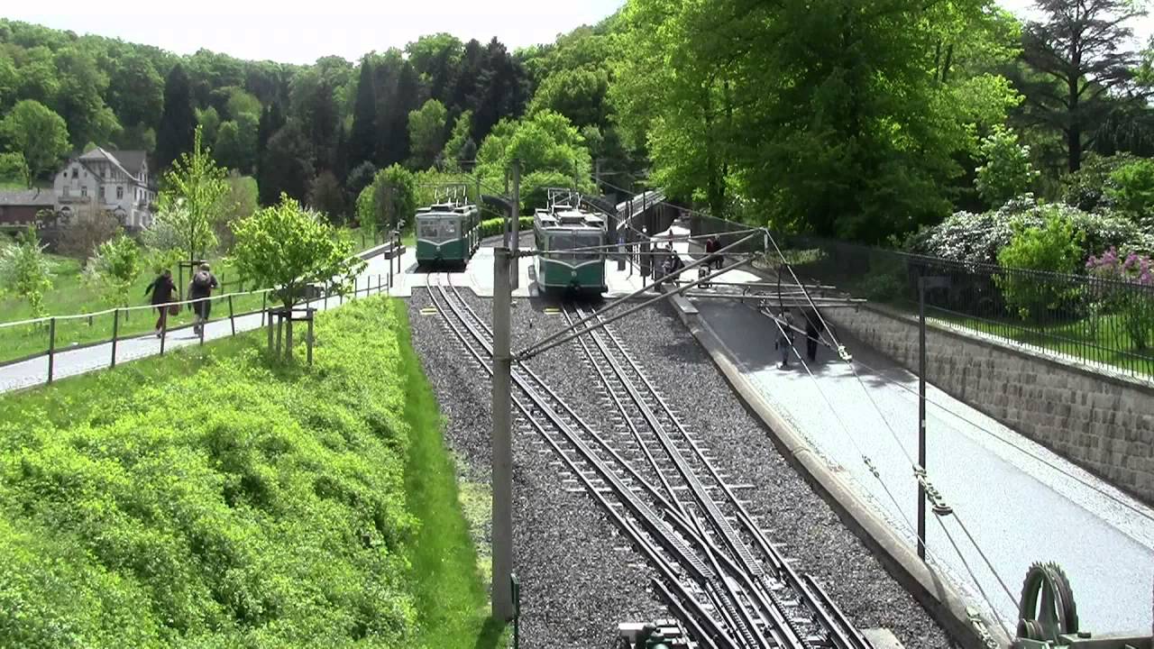Die Drachenfelsbahn im Siebengebirge bei Königswinter
